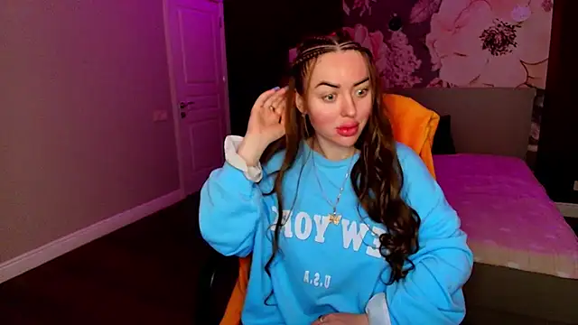 MissisCaty online show from 04-18-26, 02:36