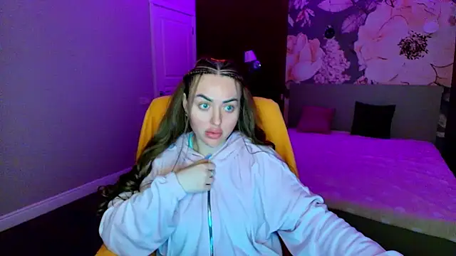 MissisCaty online show from 04-16-26, 01:39