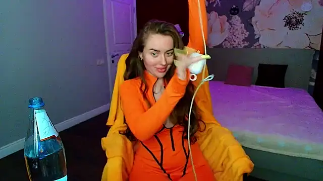 MissisCaty online show from 05-16-26, 07:02