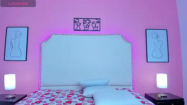  Emma whiitee  online show from 11-11-25, 12:55