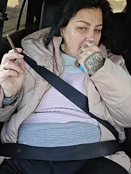 CannabisQueenn online show from 01-06-26, 08:51