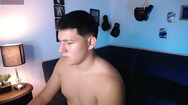 JamesCr  online show from 03-08-26, 02:04