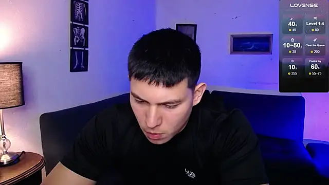 JamesCr  online show from 01-10-26, 12:06