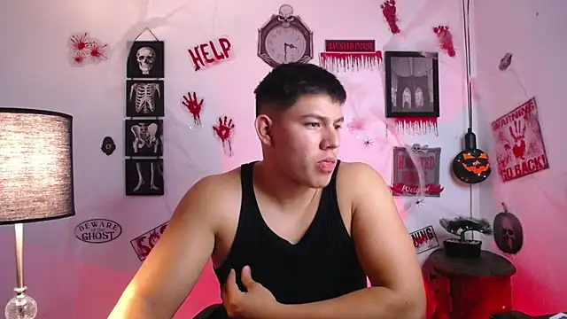 JamesCr  online show from 10-28-25, 11:14