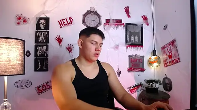 JamesCr  online show from 10-26-25, 01:28