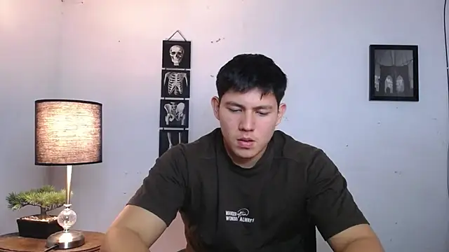 JamesCr  online show from 11-25-25, 12:33