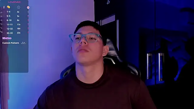 JamesCr  online show from 09-19-25, 12:20