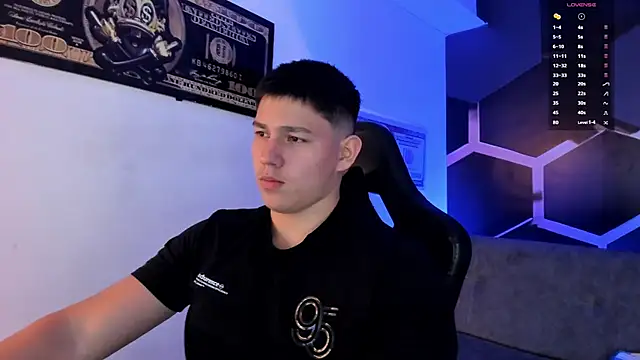 JamesCr  online show from 09-09-25, 02:54