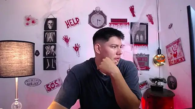 JamesCr  online show from 10-27-25, 12:17