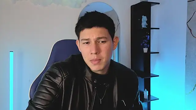 JamesCr  online show from 05-23-26, 03:22