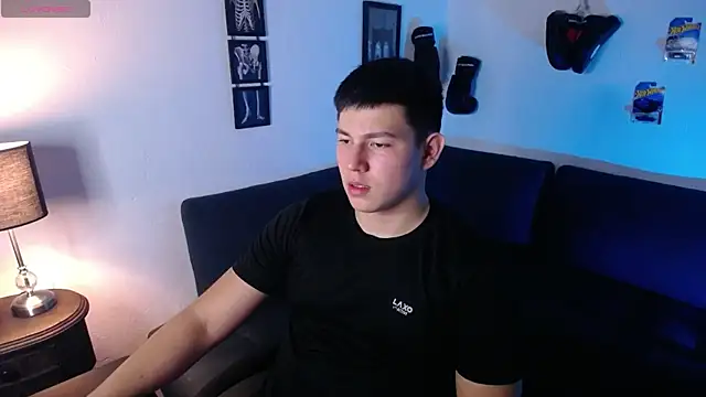 JamesCr  online show from 02-28-26, 12:21