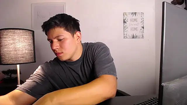 JamesCr  online show from 10-11-25, 11:06