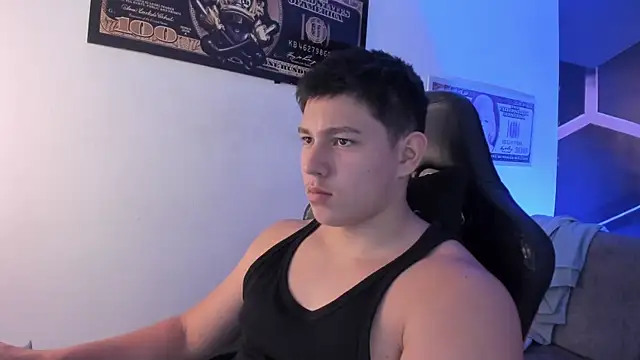 JamesCr  online show from 09-25-25, 03:01