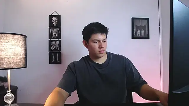 JamesCr  online show from 10-24-25, 01:26