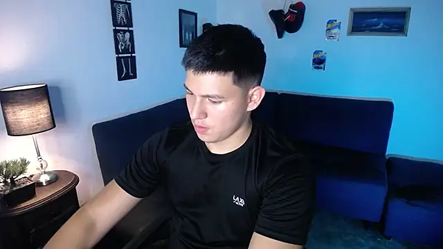 JamesCr  online show from 04-08-26, 11:17