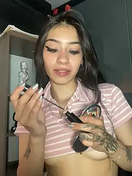 Snapshot of TayylorSexx chatting on 02-28-25, 05:15 TayylorSexx online show from 02-28-25, 05:15