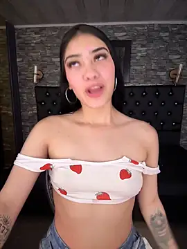 TayylorSexx online show from 06-18-26, 05:28