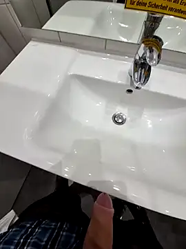 Oli0203xh online show from 03-19-26, 07:58