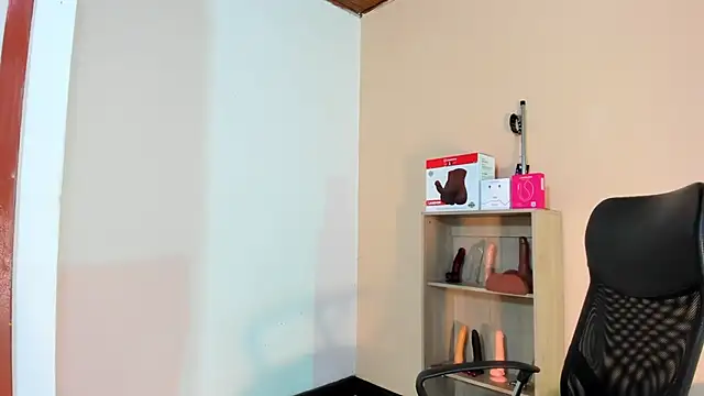 Violetta 0 online show from 02-21-26, 01:02