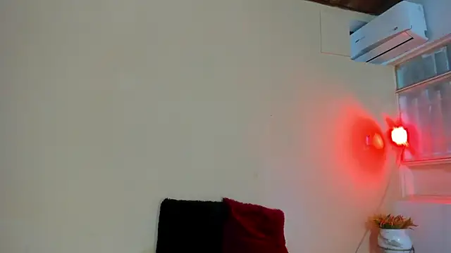 Violetta 0 online show from 02-17-26, 02:03