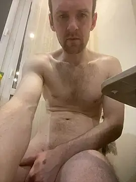 LynnAhNight online show from 02-25-26, 03:18