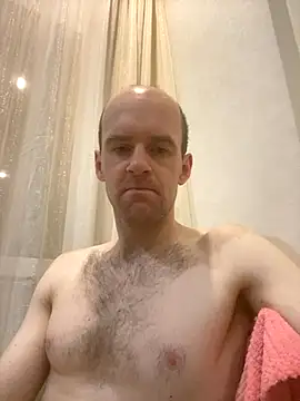 LynnAhNight online show from 11-05-25, 03:31