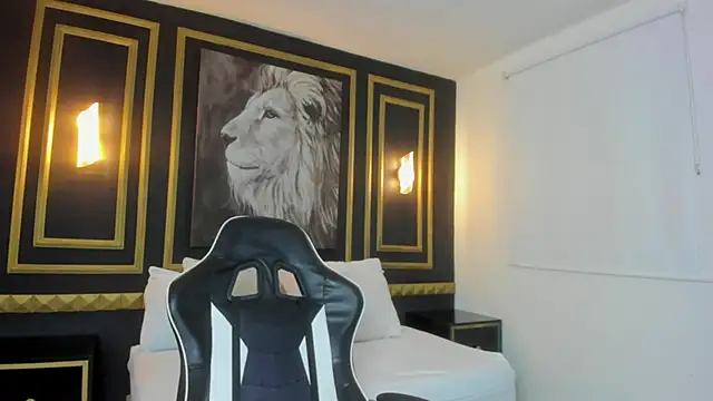 tiffanny doll  online show from 05-26-26, 12:36