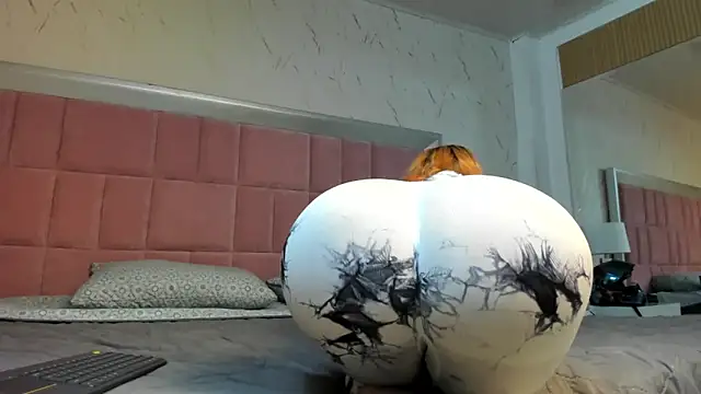 AzunaStar online show from 03-22-25, 09:53