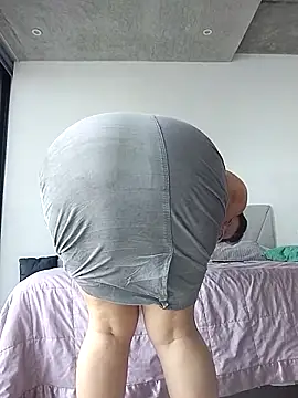 xomimuka online show from 10-14-25, 08:53