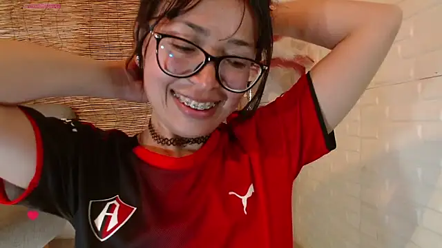 Snapshot of Luna_7_777 chatting on 09-20-25, 05:12 Luna 7 777 online show from 09-20-25, 05:12