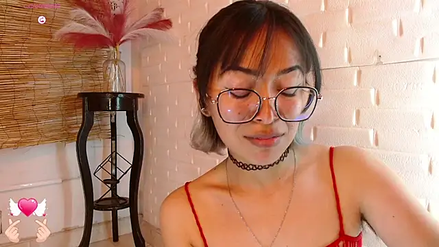 Luna 7 777 online show from 02-25-26, 05:29