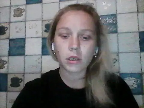 Anna wey online show from 06-25-26, 07:08