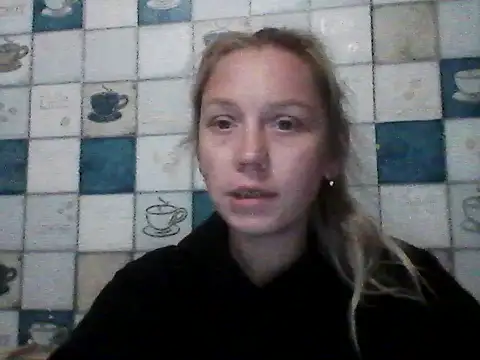 Anna wey online show from 09-29-25, 06:13