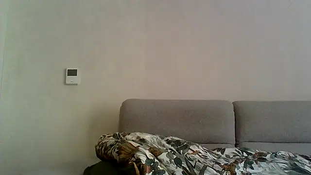 ANGELSANTAMARIA- online show from 10-12-25, 03:35