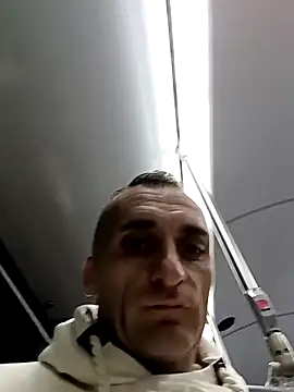 ANGELSANTAMARIA- online show from 10-02-25, 06:22