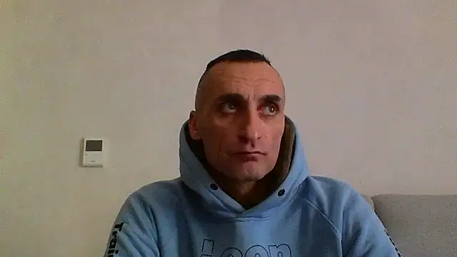 ANGELSANTAMARIA- online show from 11-11-25, 03:07