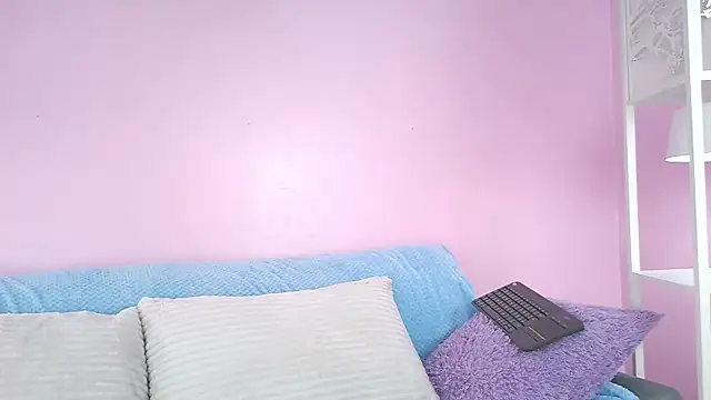 Hiyakasudere online show from 11-18-25, 06:44