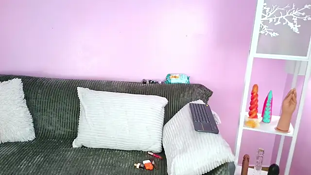 Hiyakasudere online show from 10-17-25, 06:53