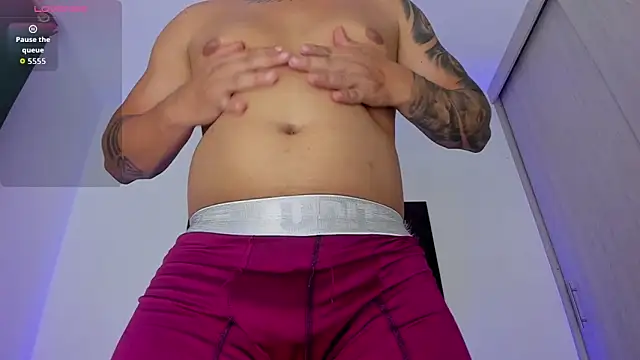 Snapshot of JohanSmith chatting on 01-15-26, 01:09 JohanSmith online show from 01-15-26, 01:09