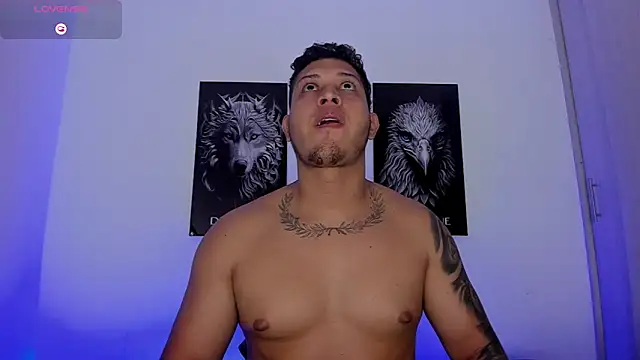 Snapshot of JohanSmith chatting on 11-14-25, 11:41 JohanSmith online show from 11-14-25, 11:41