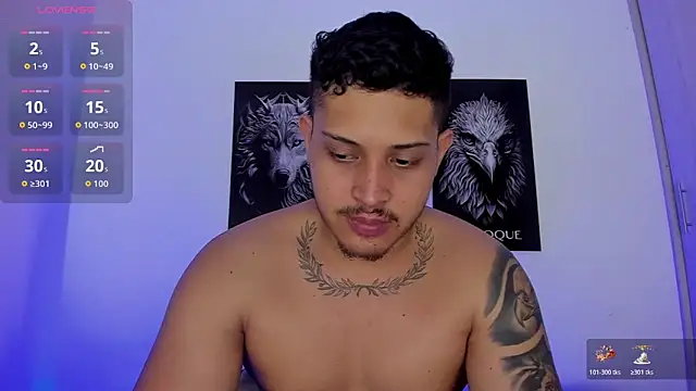 Snapshot of JohanSmith chatting on 01-06-26, 11:42 JohanSmith online show from 01-06-26, 11:42