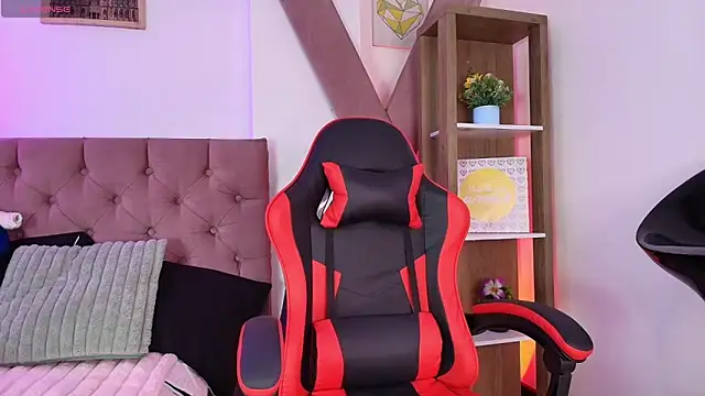 Snapshot of PepperTwink chatting on 02-12-26, 03:56 PepperTwink online show from 02-12-26, 03:56