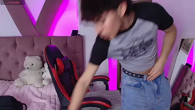 PepperTwink online show from 04-13-26, 04:00