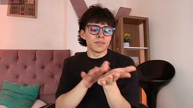 Snapshot of PepperTwink chatting on 02-10-26, 04:39 PepperTwink online show from 02-10-26, 04:39