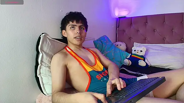 PepperTwink online show from 10-11-25, 05:03