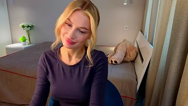 AnitaLamb online show from 09-23-25, 05:03