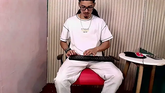 Becker2  online show from 01-07-26, 05:18