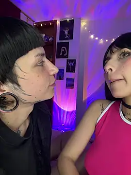 Snapshot of mavimist__ chatting on 01-17-26, 03:32 mavimist online show from 01-17-26, 03:32