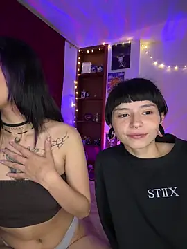 Snapshot of mavimist__ chatting on 02-18-26, 01:47 mavimist online show from 02-18-26, 01:47