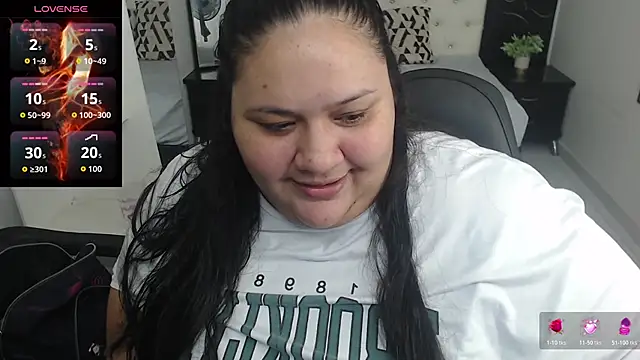 Aaliyah11 online show from 11-14-25, 01:20